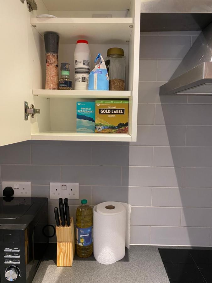 Chic 3 Bedroom Flat With Private Terrace In Holloway Near Finsbury Park London Eksteriør bilde