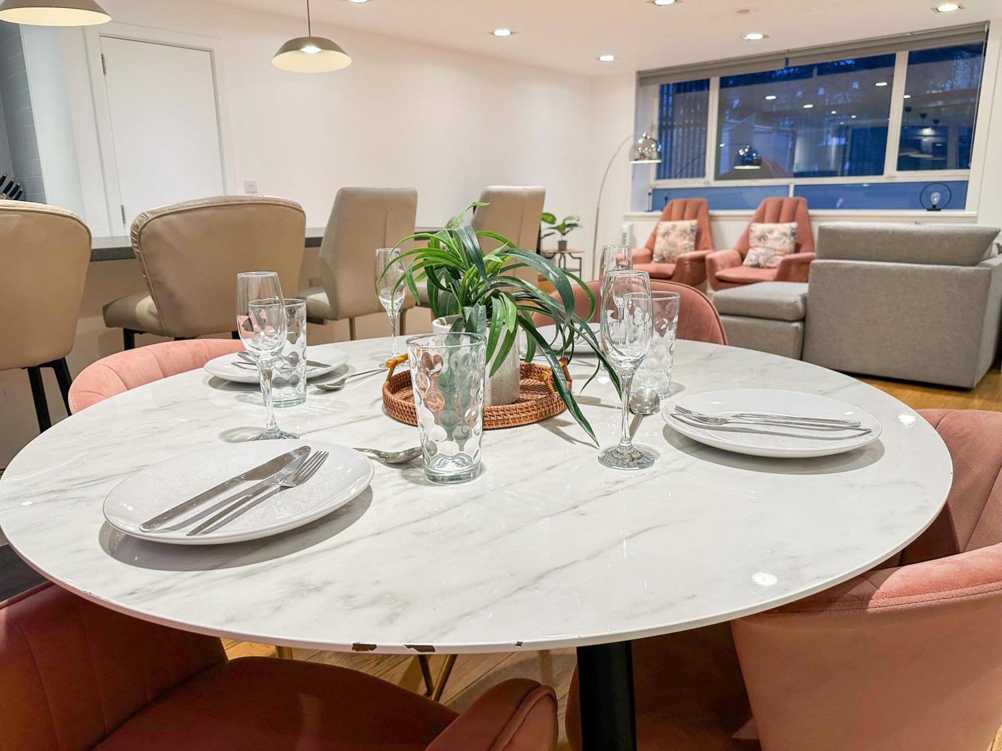 Chic 3 Bedroom Flat With Private Terrace In Holloway Near Finsbury Park London Eksteriør bilde