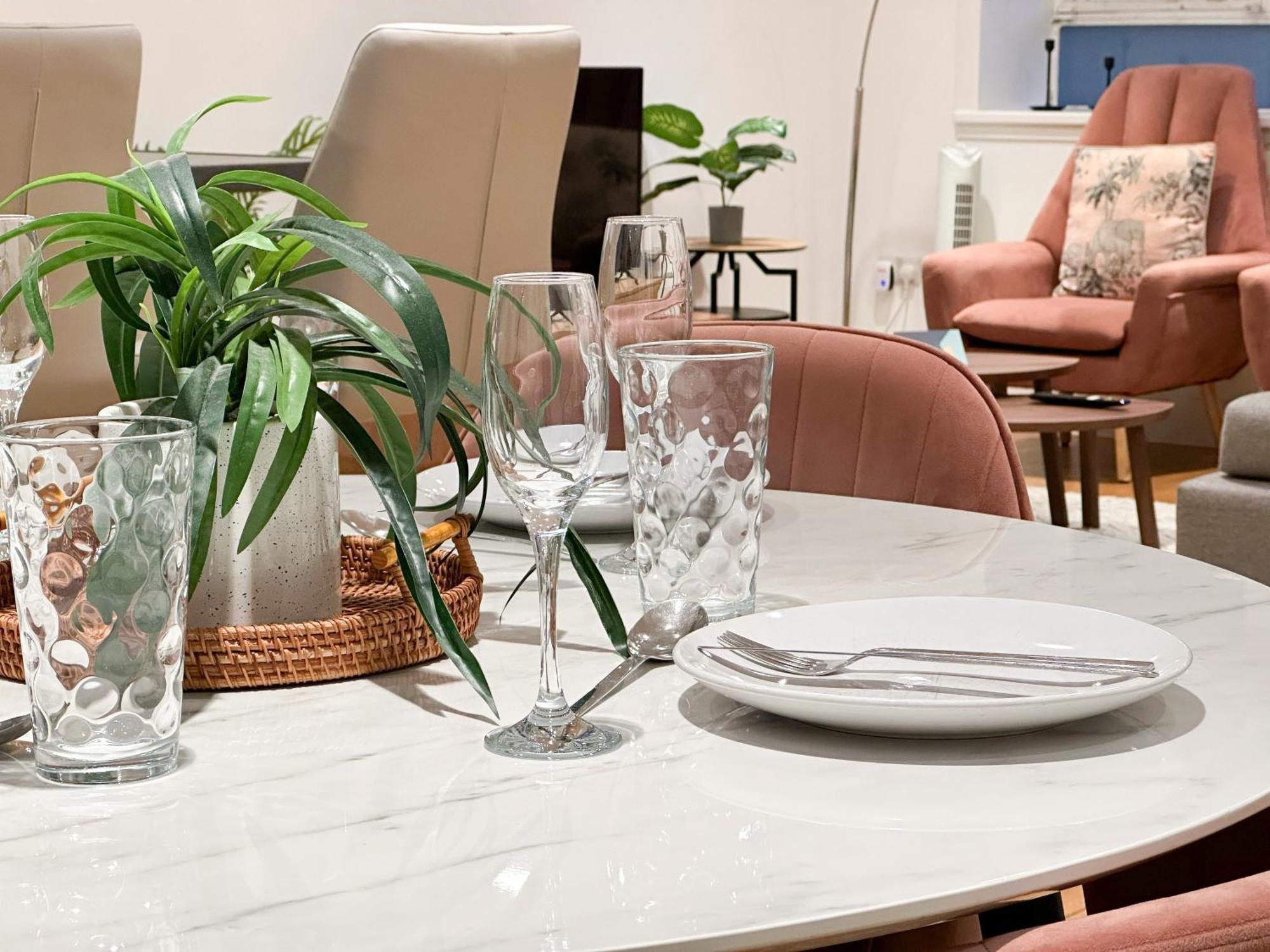 Chic 3 Bedroom Flat With Private Terrace In Holloway Near Finsbury Park London Eksteriør bilde