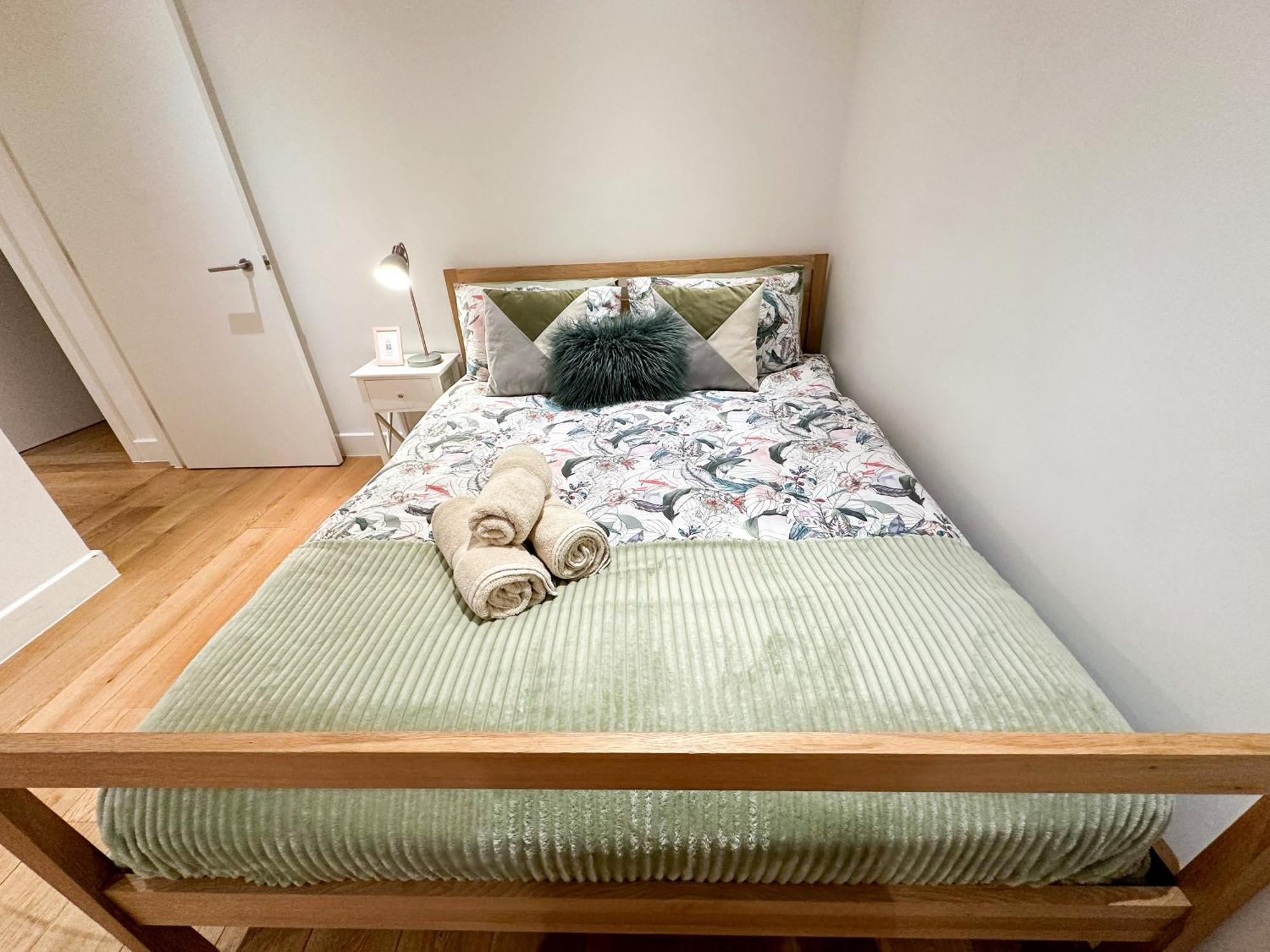 Chic 3 Bedroom Flat With Private Terrace In Holloway Near Finsbury Park London Eksteriør bilde