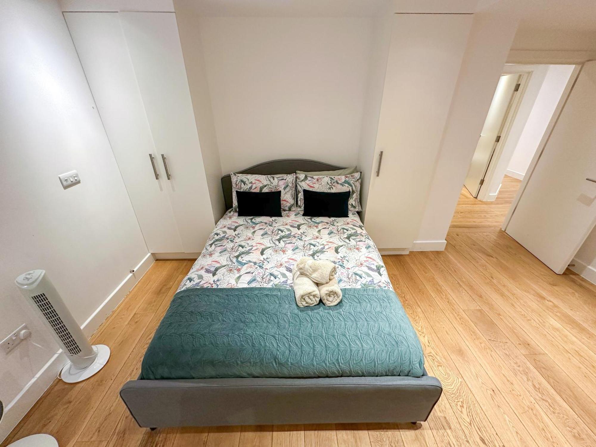 Chic 3 Bedroom Flat With Private Terrace In Holloway Near Finsbury Park London Eksteriør bilde