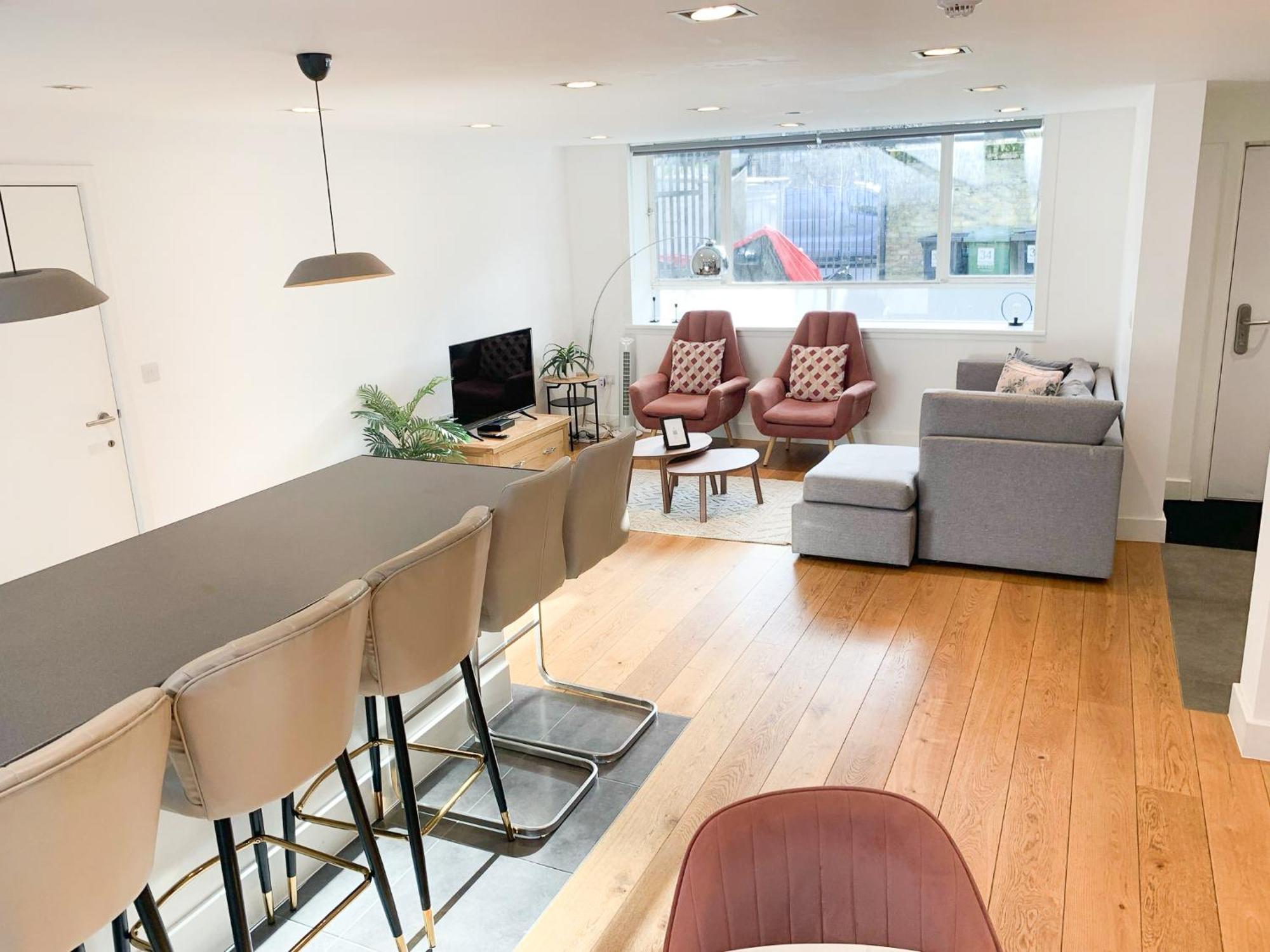 Chic 3 Bedroom Flat With Private Terrace In Holloway Near Finsbury Park London Eksteriør bilde